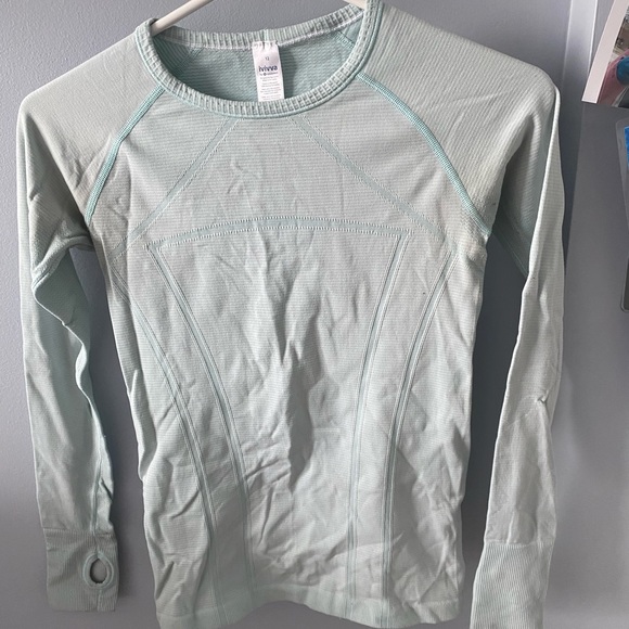 Ivivva Long Sleeve Shirt in Mint colour in Girls size 12 / Women’s 2 - Picture 1 of 3
